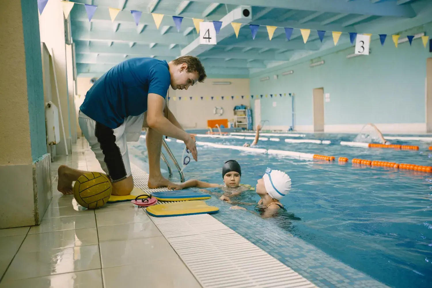 Es buena la natación para la salud de los niños